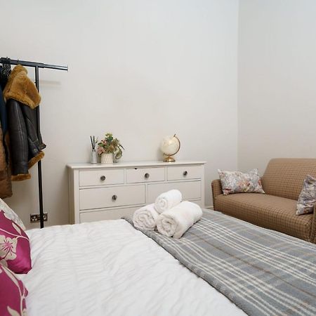 Gorgeous Apartment Wood Green Palmers Green Εξωτερικό φωτογραφία