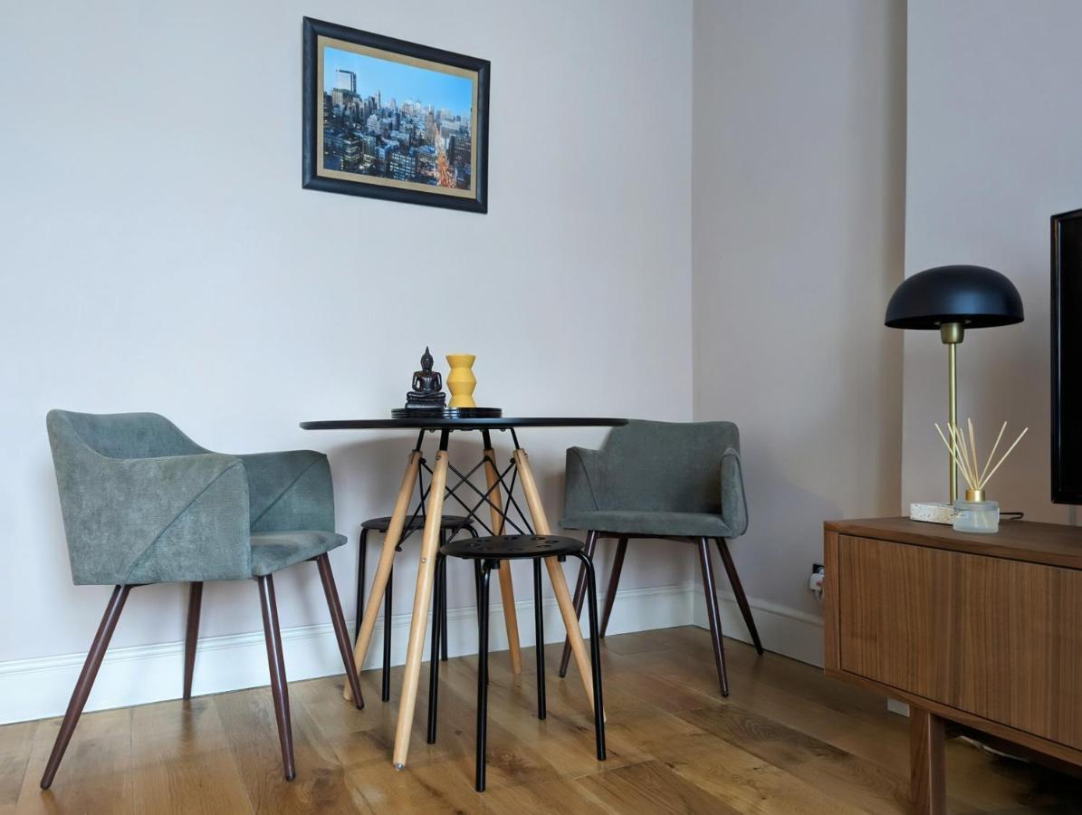 Gorgeous Apartment Wood Green Palmers Green Εξωτερικό φωτογραφία