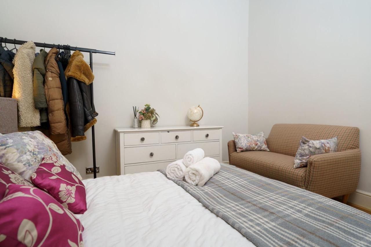 Gorgeous Apartment Wood Green Palmers Green Εξωτερικό φωτογραφία